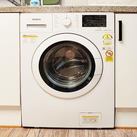 Aiola Cine Hongdae Apartment Seoul Ngoại thất bức ảnh